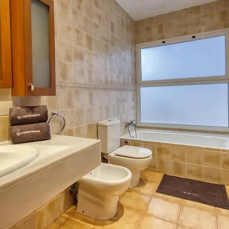 Sleeps 8 Pool Wifi Villa Blanes